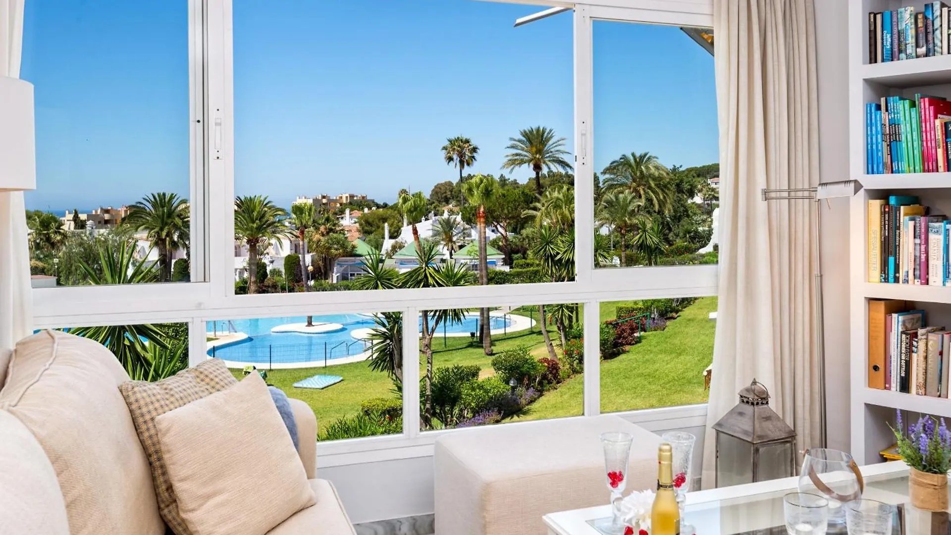 K04 Jardines 4 - Apartment location
